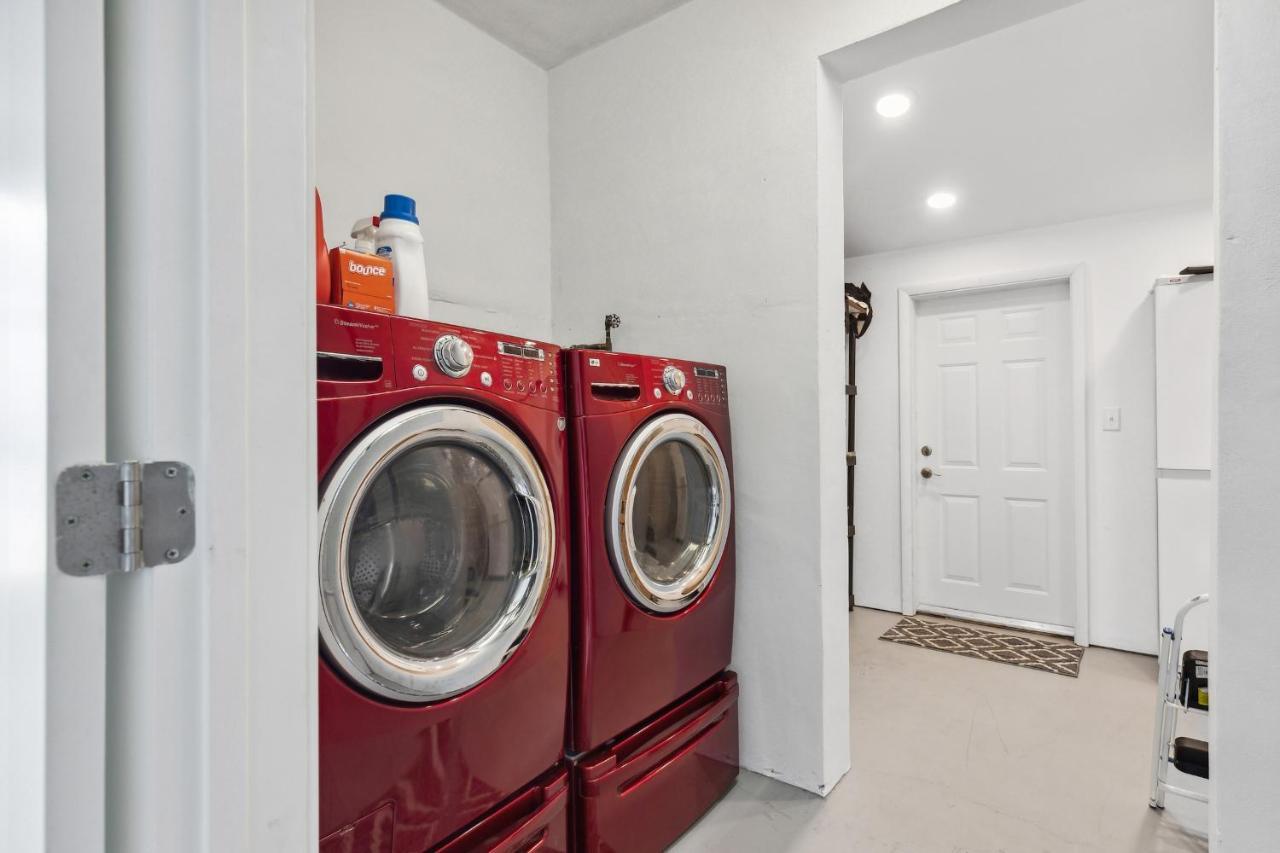 Chic Fort Lauderdale House With Private Pool Екстериор снимка