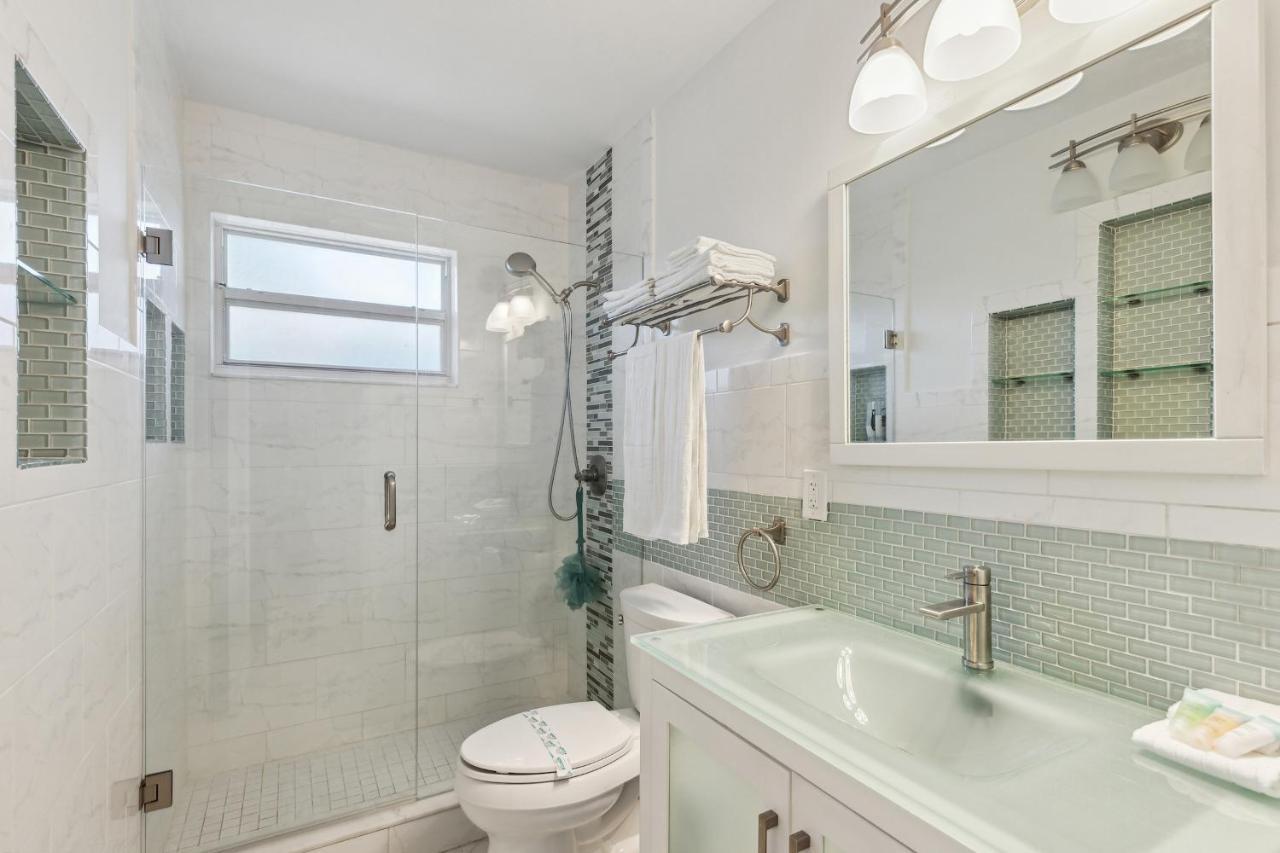 Chic Fort Lauderdale House With Private Pool Екстериор снимка
